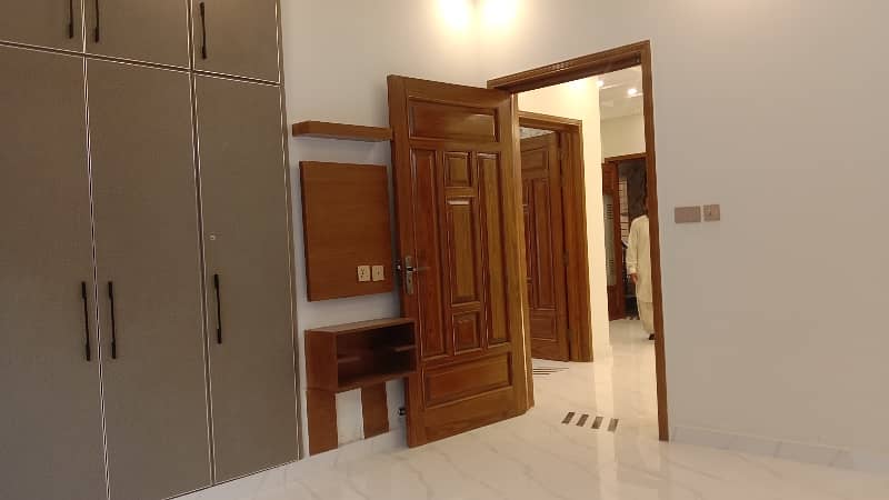 10 Marla brand new luxury upper portion for Rent Rafi block Sector E Bahria Town Lahore 14