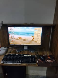 Lenovo i5 4th Generation Complete Setup with LCD Mouse & Keyboard