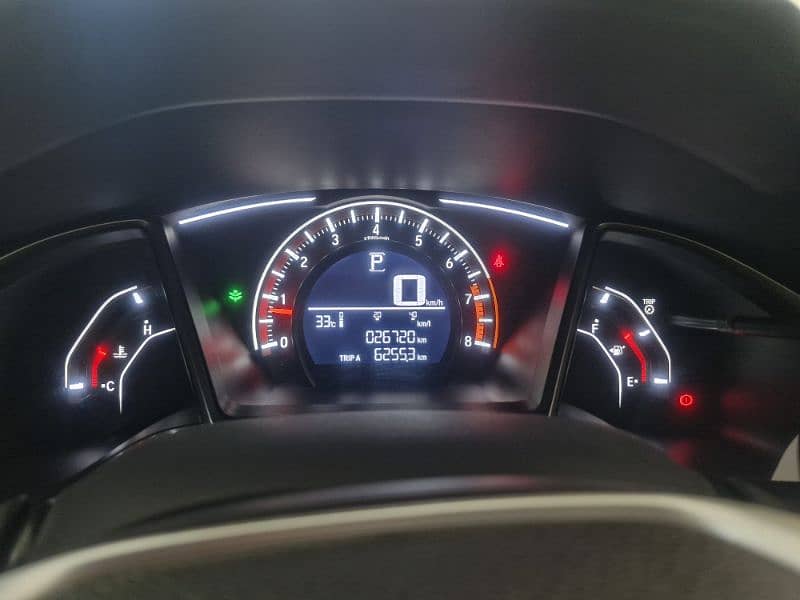 Honda Civic Oriel 2018 11