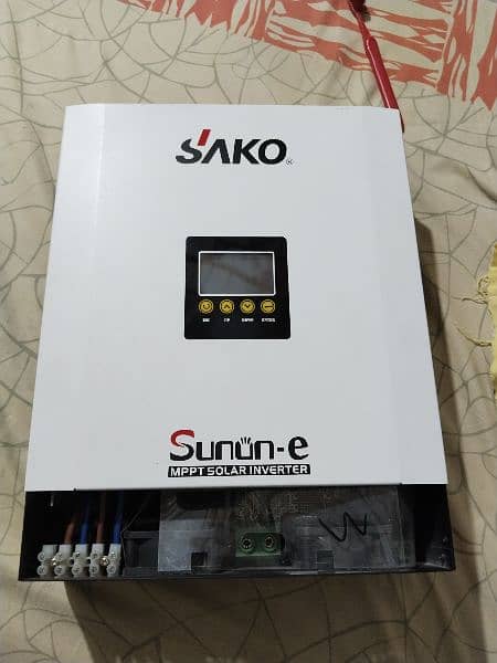 sako 3kw hybrid Solar Inverter 2400 watt outPut 5