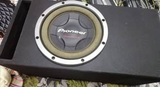 car sound system subwoofer and amplifier