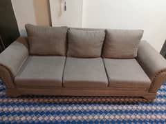 6 Seater Sofa Set with Table Good Condition