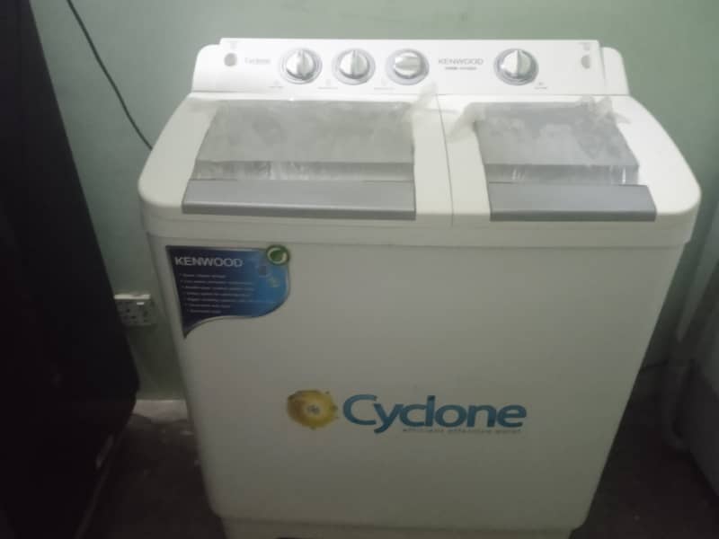 Kenwood Cyclone double tub Washing machine 1