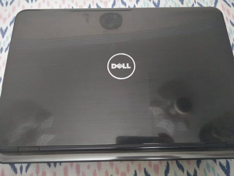 Dell use used just 1 month with charger condition 10/9 1