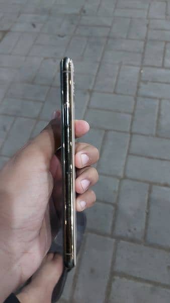 IPhone 11 Pro max physical dual sim approved 2