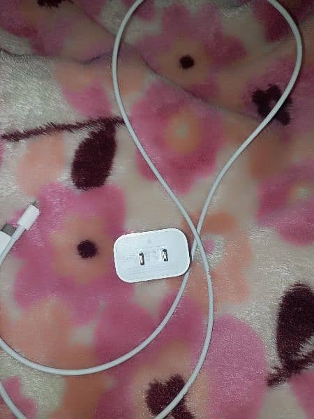 Iphone original charger with original cable 5