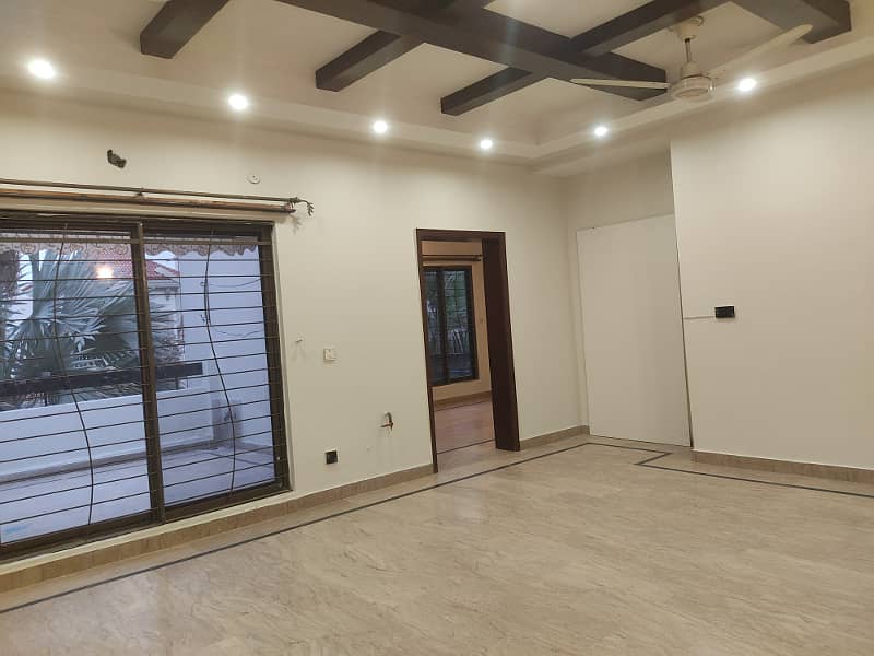Separate Gate 1 Kanal Upper Portion Available For Rent 18