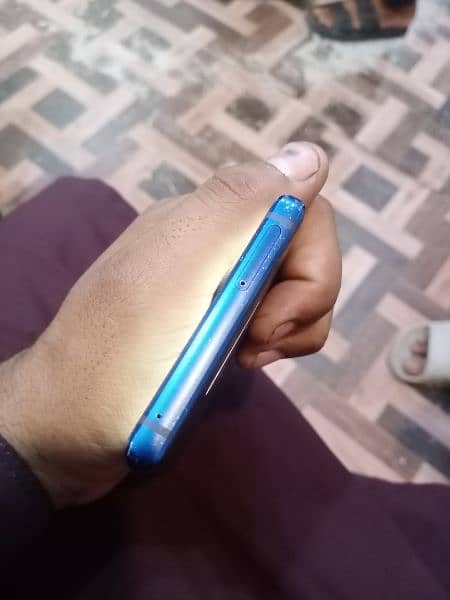 Condition. 9by10 All Ok Phone Screen me چھاپہ hai. With Box And Chrgr 2