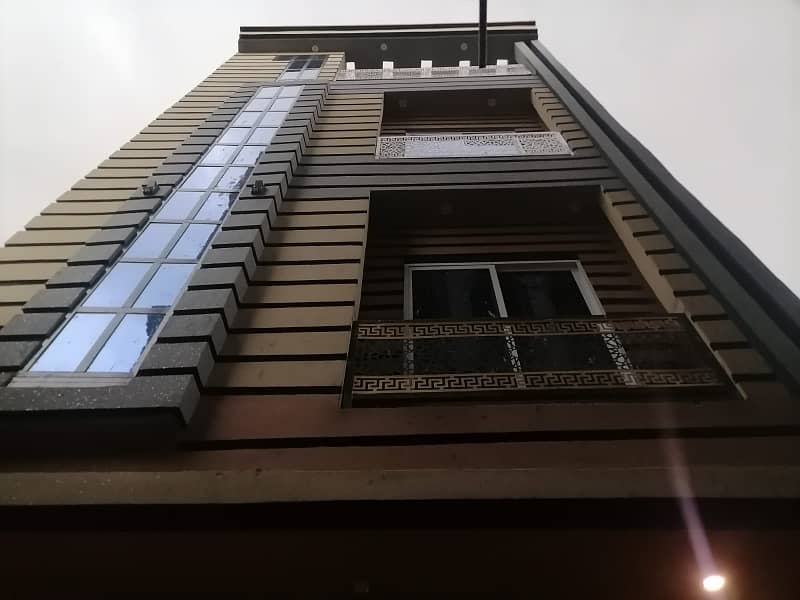Get This Amazing Prime Location 2 Marla House Available In Gulberg 16