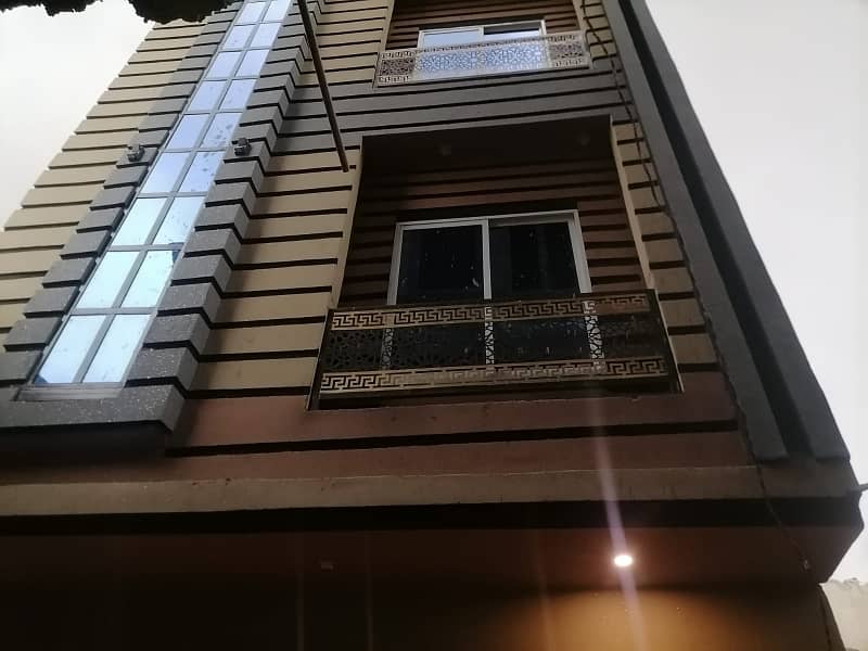Get This Amazing Prime Location 2 Marla House Available In Gulberg 22