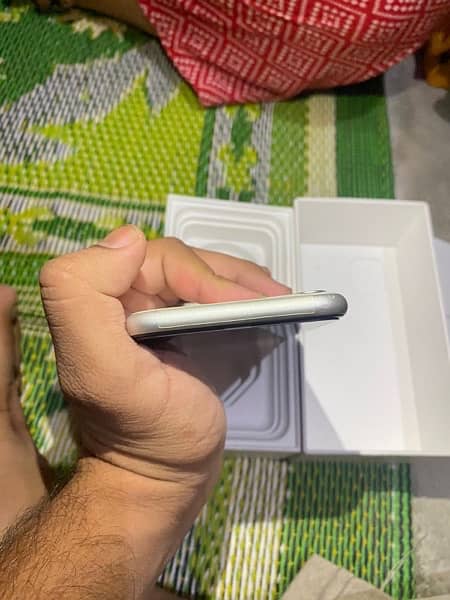 iphone 11 pta approved 64gb 4