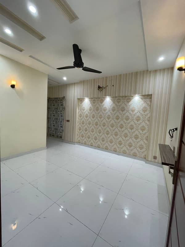 25 Marla Brand New type luxury House available For rent only silent office Prime Location Near doctor hospital or Emporium Mall, Shaukat Khanum Hospital 2