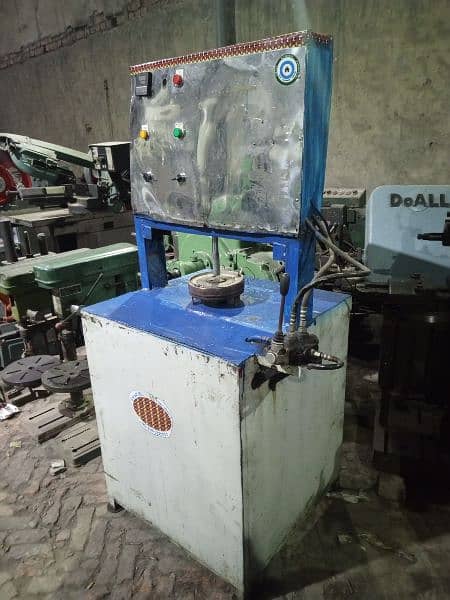 Disposable plates making used machine 5