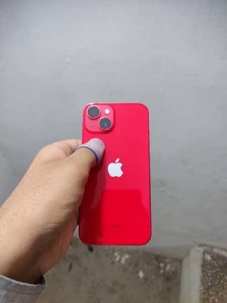 Iphone 14  fresh  color red 2