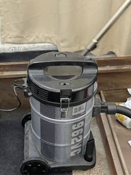 Panasonic Extreme Powerful Drum Vacuum Cleaner - 25 Ltr Dust Capacity 2