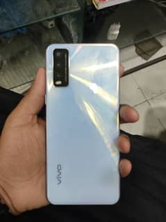 vivo y20 with Box charger 4/64