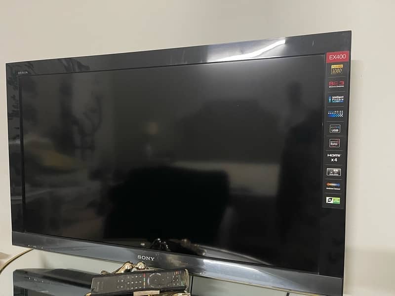 Sony original lcd (40 inch and full HD 1080p) 1
