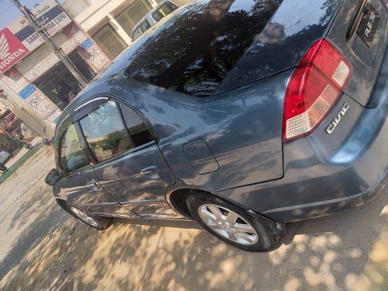 Honda Civic EXi 2005 1