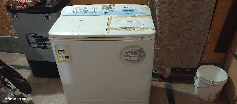 imported washing machine and dryer 3