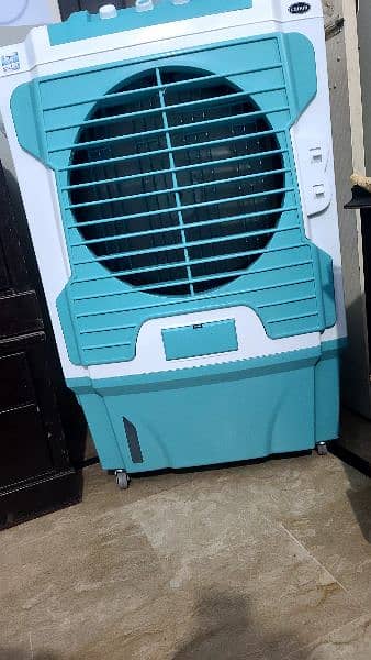 Canon Air Cooler only 1 month used new conditions 11 months warranty 2