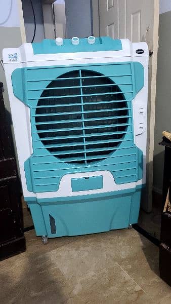 Canon Air Cooler only 1 month used new conditions 11 months warranty 3
