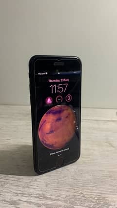 iPhone SE 2 - Perfect Condition