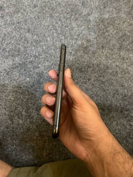 Iphone xs 64gb non pta water pack 8
