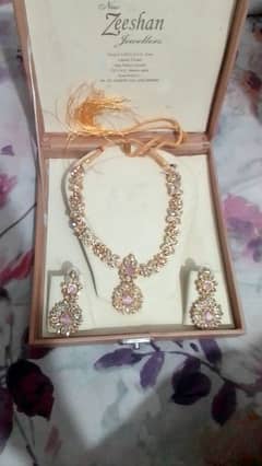 Necklace and earings set