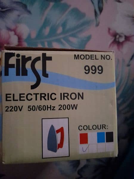 FIRST mini travel elecyric iron 4