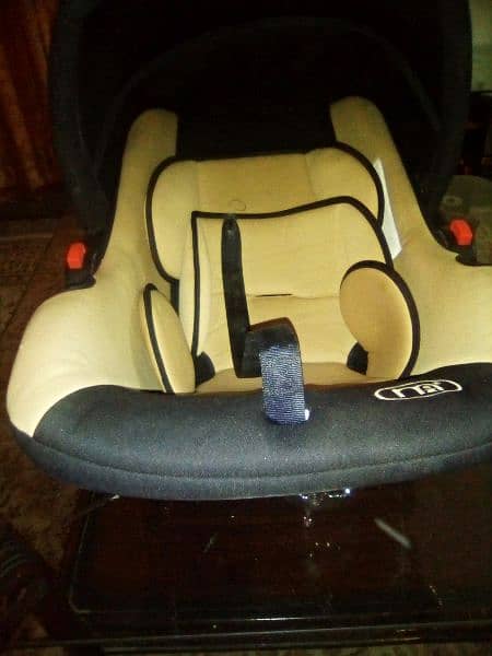used carrycot 1
