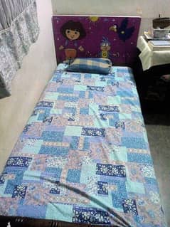 Kids Single Bed in good condition 03363404507