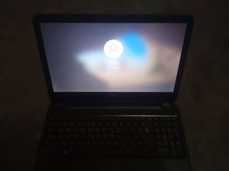 Dell laptop core i3 3rd Generation 7