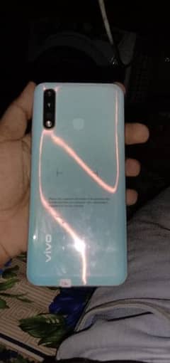 vivo y17 kit he 8gb.    256 gb.  vip mobile