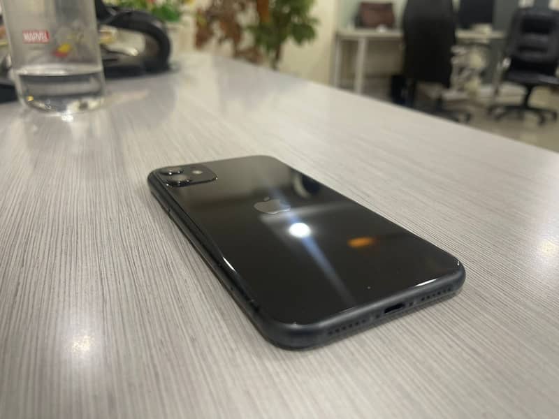 Iphone 11 64Gb PTA Approved 2