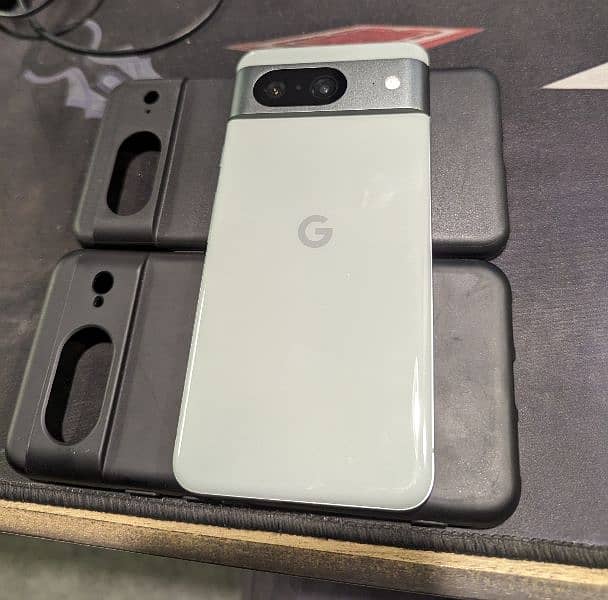 Google Pixel 8 Factory Unlocked 4