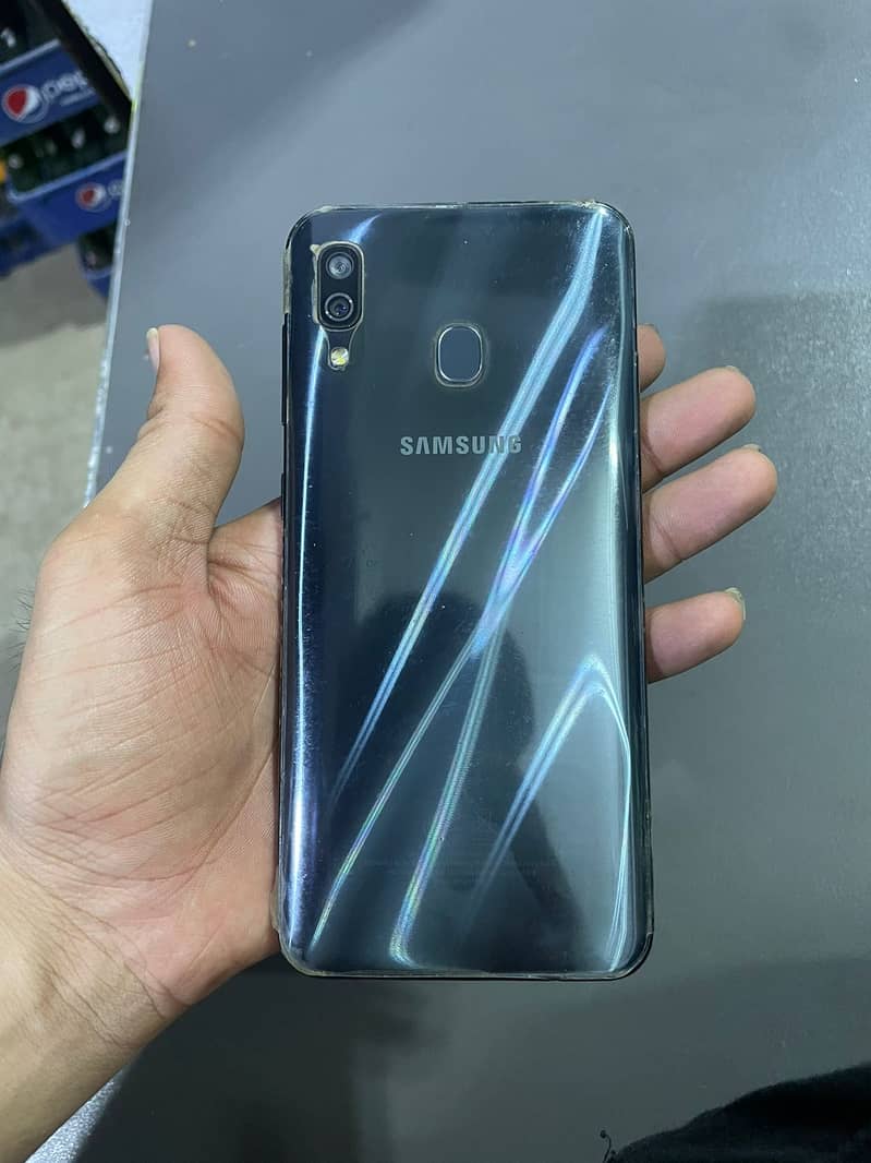 Samsung Galaxy A30 4/64 Full Box 1