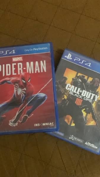Playstation 4 slim 1 TB with two Games and two controllers 5
