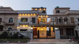 10 Marla Beautiful House For sell