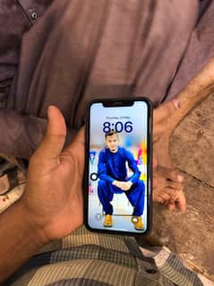 iPhone 11 64gb with box