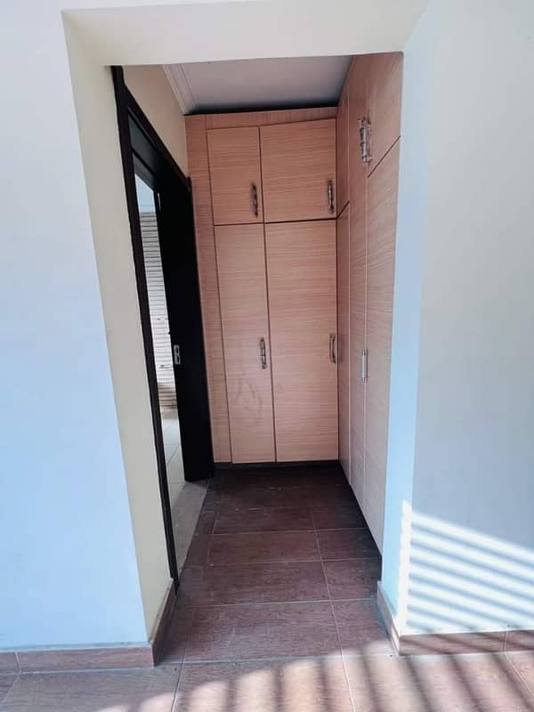 Business Bay 1380 Sq Ft Apartment Having Two Bedrooms, Well Fitted Kitchen And Servant Quarter 3