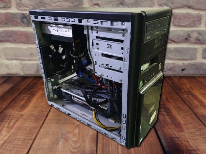 [Urgent Sale] Budget Gaming PC, Better than Nvidia [Price Negotiable] 4