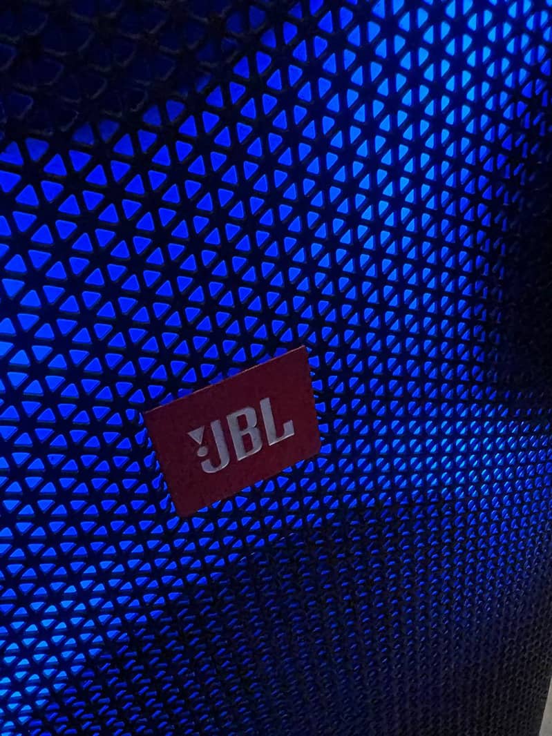 JBL 710 party box for sale 11