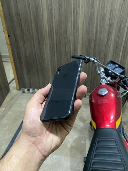 Iphone XR 64gb Non pta Factory unlock 4