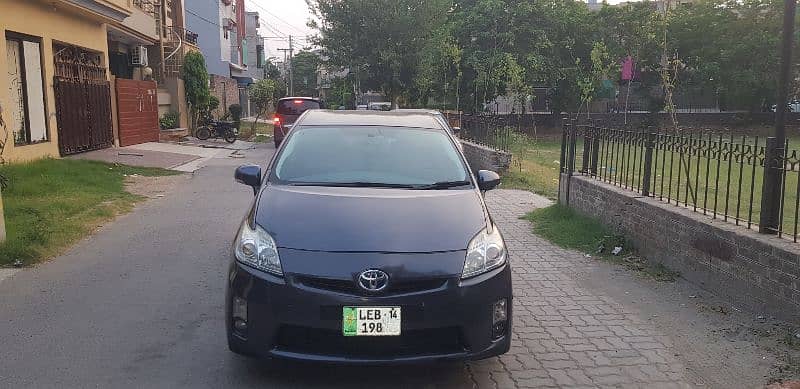 Toyota Prius 2010 Like New for sale in lahore 19