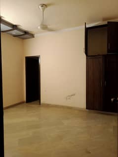 5 marla Seperate gate upper portion for rent in alfalah near lums dha lhr