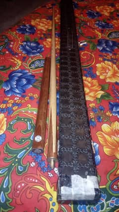O'Min Classic Snooker Cue with box 15 Days used only