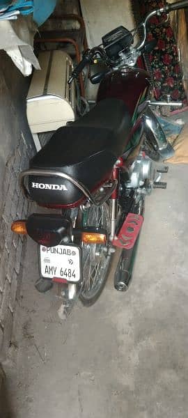 urgent sale Motorcycle CD70 CC 3