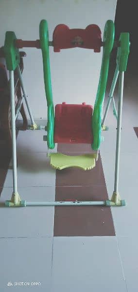 Foldable colored swing with excellent condition 2