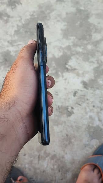 One plus 12 gb 256gb Non PTA 10/10 mint condition 1