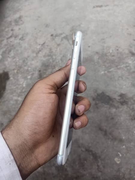 I PHONE 7 plUs PTA provided 32GB 1